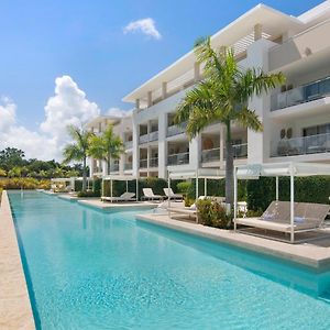 The Reserve Master Suite Swim-Up